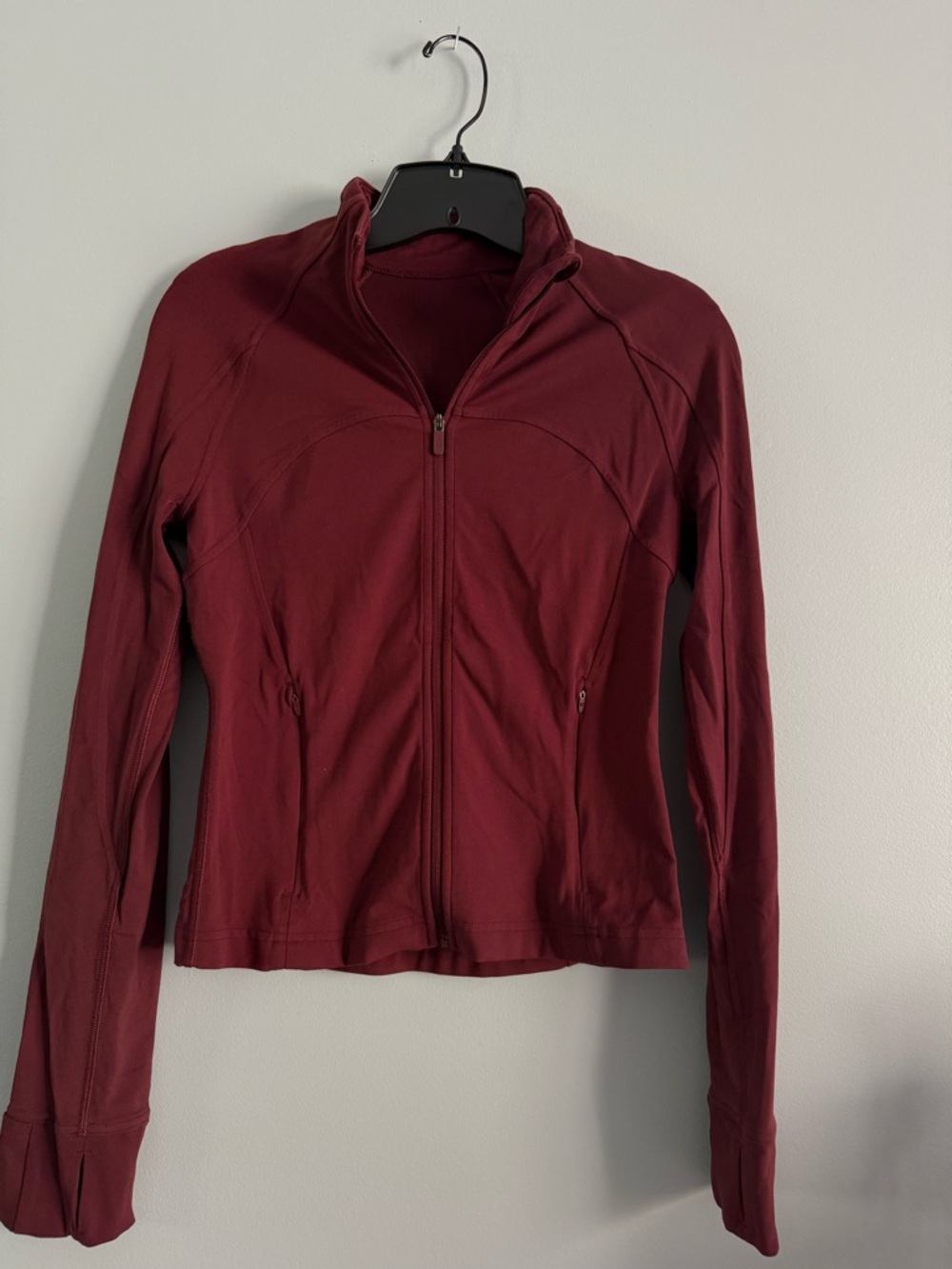 Lululemon Women's Maroon Full-Zip Active Jacket size 6 Thumb Holes